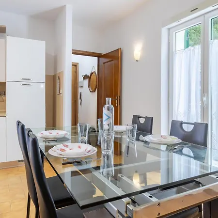 Apartment Hostdomus - Casa Floris Alassio